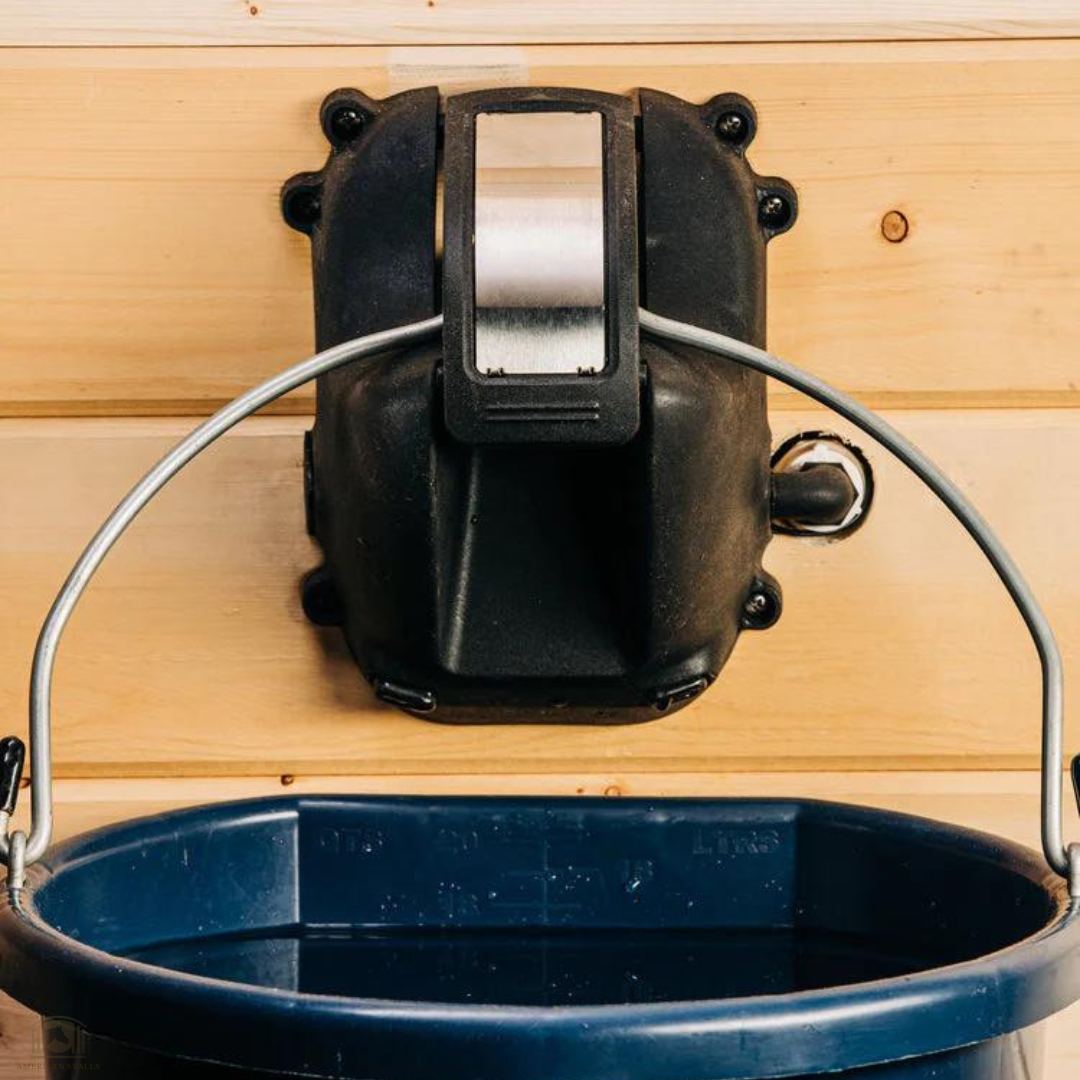 The Cascada Automatic Waterer