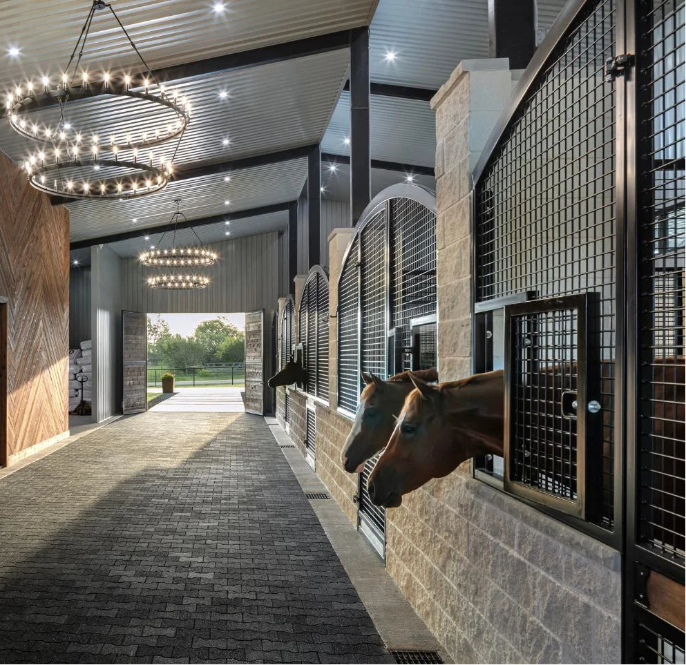 Hinged Door Horse Stalls