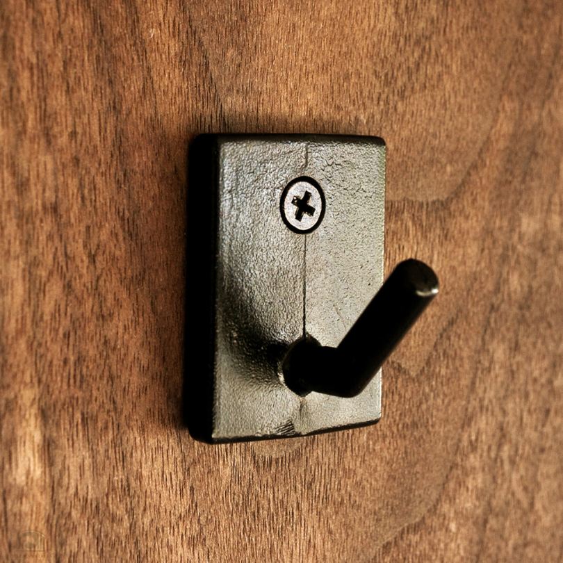 Single Hook (Roosevelt Collection)